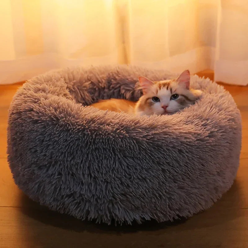 Luxurious Round Plush Pet Bed